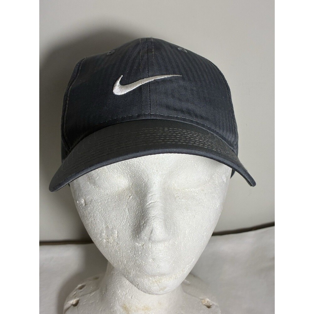 Nike Golf Hat Legacy 91 Dri Fit Adjustable Strap Vented Gray Running Golf